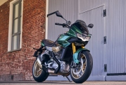 2 Moto Guzzi V100 Mandello 2022 (17)