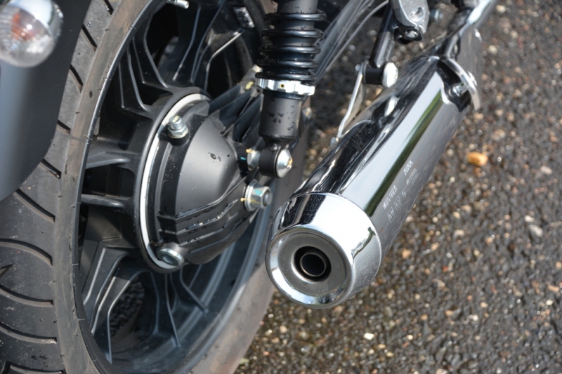 Test Moto Guzzi V7 II Stone ABS: sotva znatelný facelift - 25 - 1 Moto Guzzi V7 II Stone 2015 test11