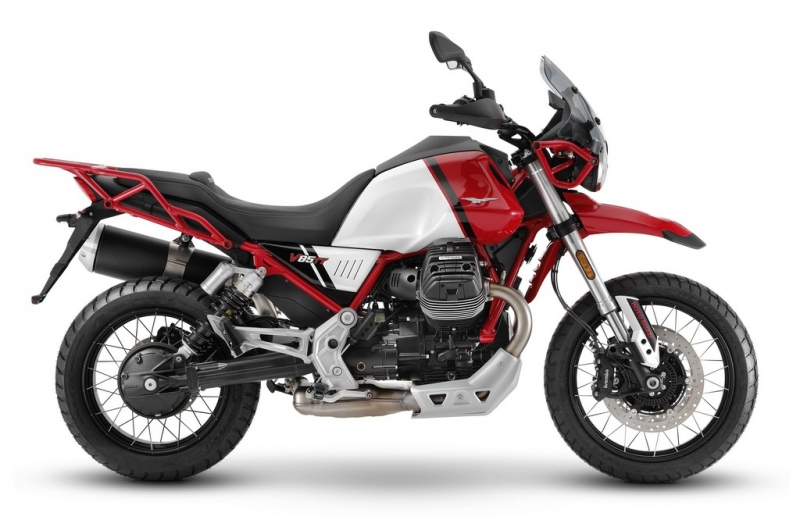 Moto Guzzi V85 TT a V85 TT Travel 2021: vyladěný motor - 5 - 1 Moto Guzzi V85 TT 2021 rosso uluru (1)
