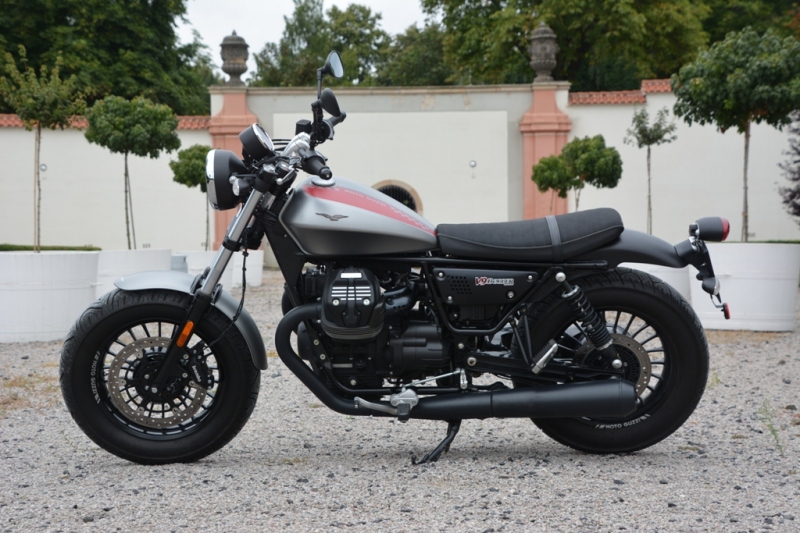 Test Moto Guzzi V9 Bobber a V9 Roamer: schůzka V9 - 42 - 4 Moto Guzzi V9 2016 test52