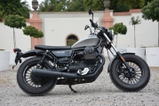 4 Moto Guzzi V9 2016 test52