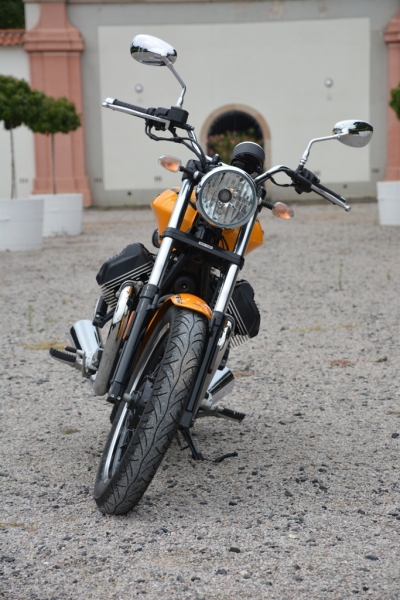 Test Moto Guzzi V9 Bobber a V9 Roamer: schůzka V9 - 9 - 2 Moto Guzzi V9 2016 test28