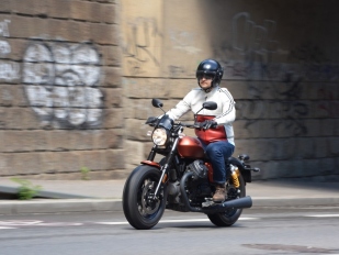 Test Moto Guzzi V9 Bobber Sport: na víkend s bobrem