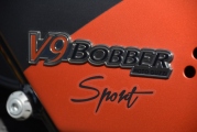 1 Moto Guzzi V9 Bobber Sport 2019 test (8)
