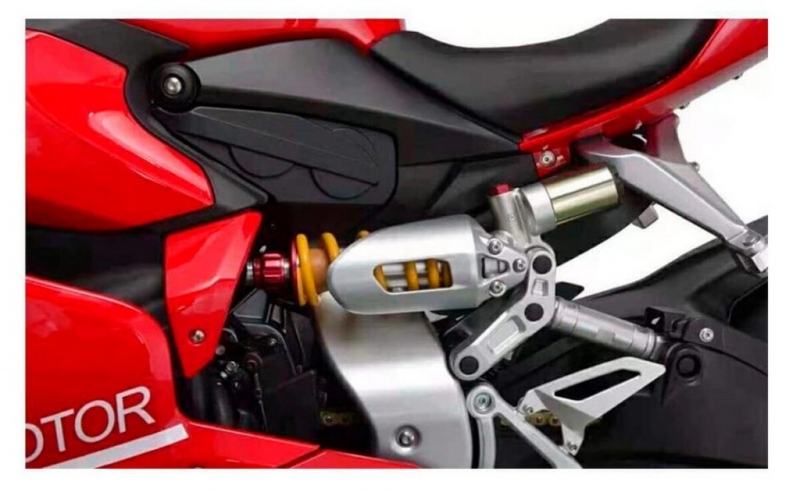 Moxiao 500RR: čínská Panigale - 6 - 1 Moxiao Motor 500RR (4)