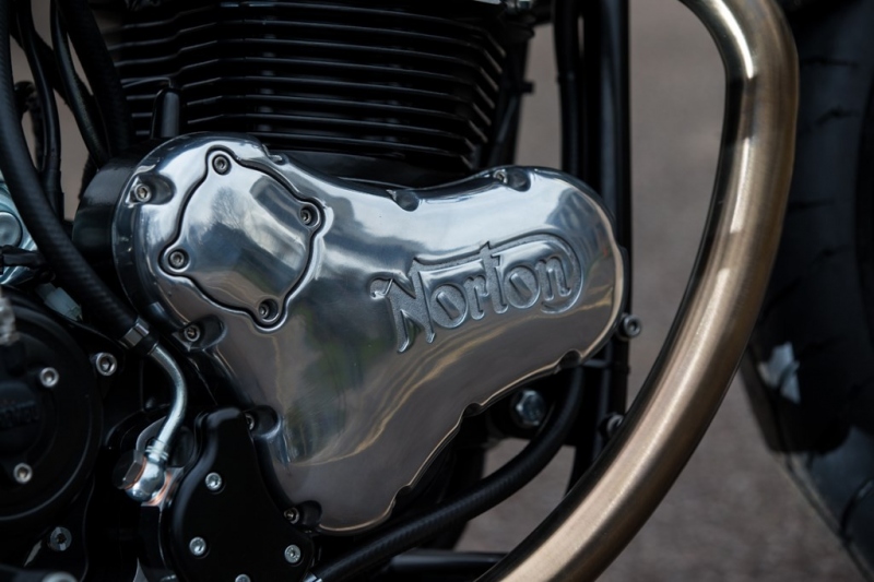 Norton Dominator: gentleman z Anglie - 8 - 1 Norton Dominator4