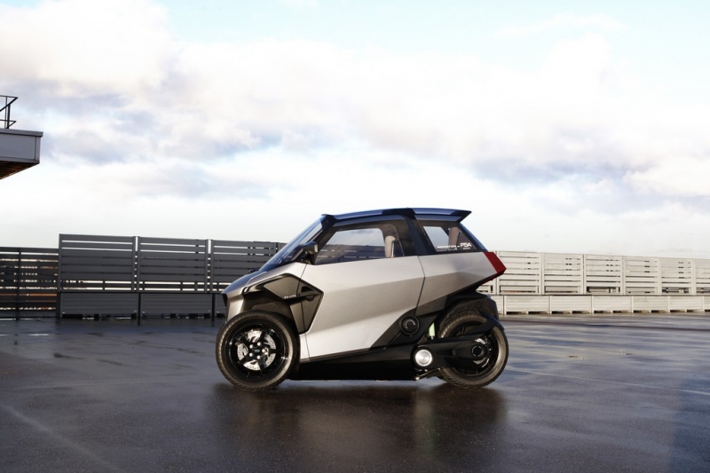 Peugeot EU-LIVE: je to ještě skútr nebo už auto? - 1 - 1 Peugeot EU LIVE (2)