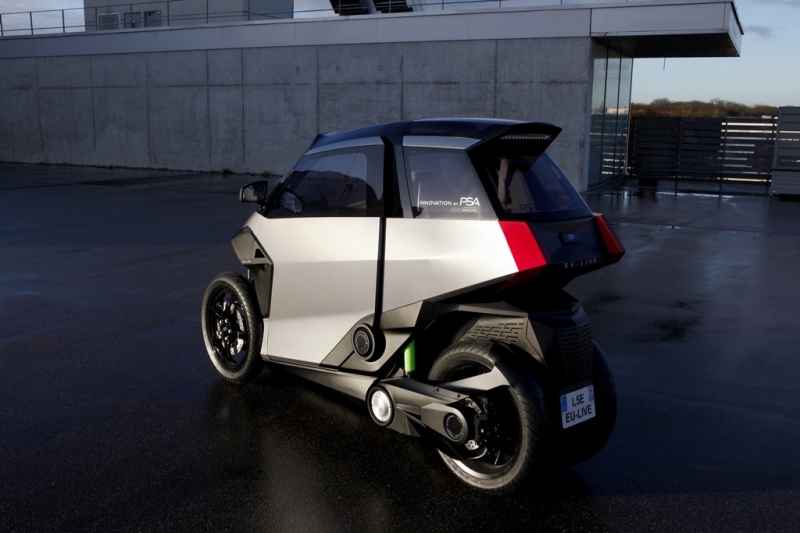 Peugeot EU-LIVE: je to ještě skútr nebo už auto? - 2 - 1 Peugeot EU LIVE (3)