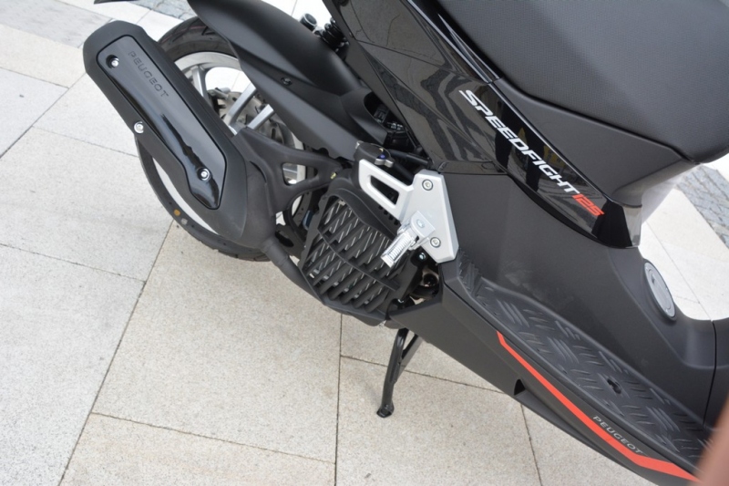 Test Peugeot Speedfight 4: hravé lvíče - 47 - 1 Peugeot Speedfight 4 125i test (5)