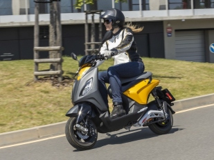 Test Piaggio 1 Active: čistě elektricky