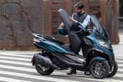 1 Piaggio MP3 2022 (4)