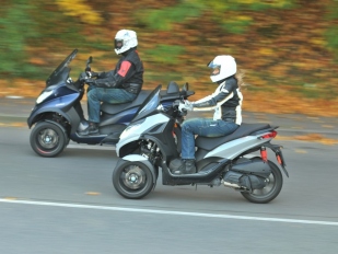 Test Piaggio MP3 300 HPE Sport a 500 HPE Sport Advanced: rodinný tandem 