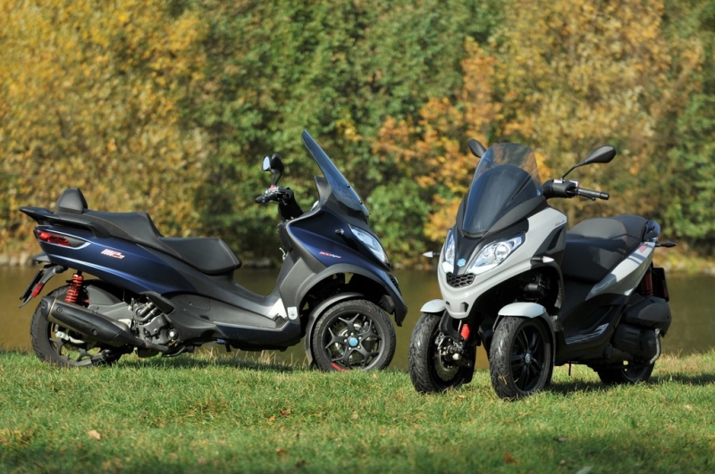 Test Piaggio MP3 300 HPE Sport a 500 HPE Sport Advanced: rodinný tandem  - 19 - 1 Piaggio MP3 300 a 500 HPE Sport Advanced test (2)