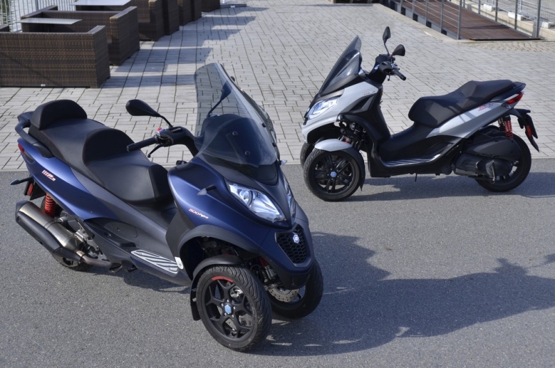 Test Piaggio MP3 300 HPE Sport a 500 HPE Sport Advanced: rodinný tandem  - 3 - 1 Piaggio MP3 300 HPE Sport test (3)