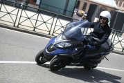 2 Piaggio MP3 400 hpe Sport 2021 (2)