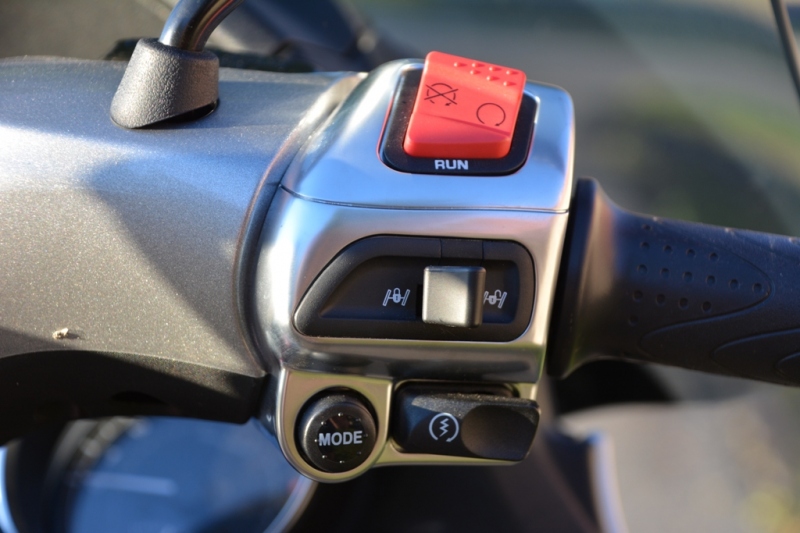 Test Piaggio MP3 500 LT Business - 22 - 2 Piaggio MP3 500 LT Business test25