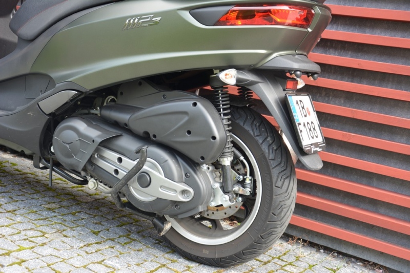 Test Piaggio MP3 500ie LT Sport ABS/ASR: stabilita nade vše - 21 - 1 Piaggio MP3 500ie LT Sport test (11)