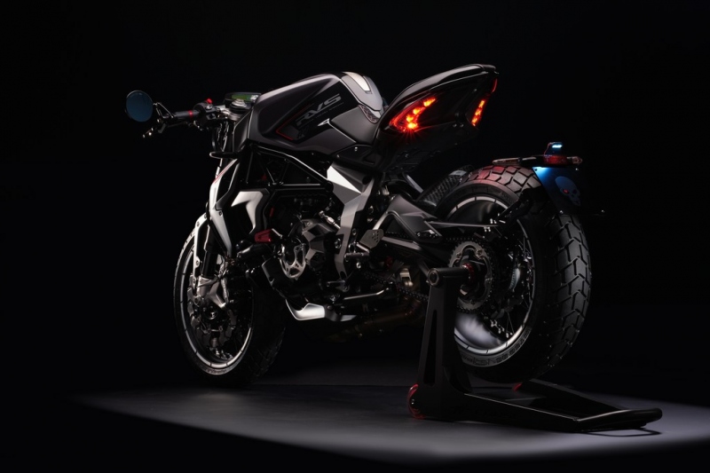 MV Agusta RVS#1: exkluzivní model z jiné dimenze - 4 - 1 RVS1 MV Agusta34