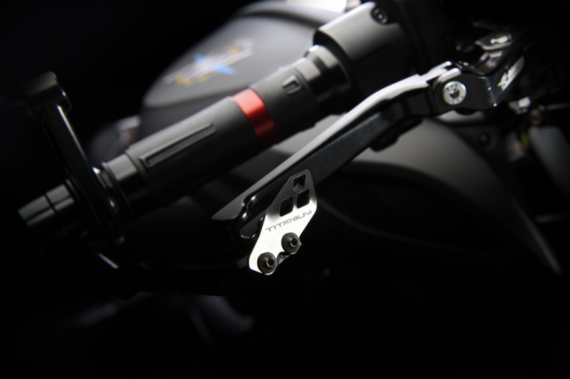 MV Agusta RVS#1: exkluzivní model z jiné dimenze - 29 - 1 RVS1 MV Agusta30