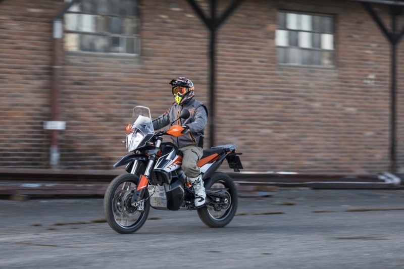 Rally plexi pro KTM 790 Adventure R od RADE/GARAGE - 4 - 1 Rade Garage KTM 790 Adventure R predni stit (5)
