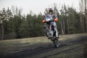 1 Rade Garage KTM 790 Adventure R predni stit (5)