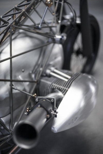 Revival Birdcage od Revival Cycles s novým motorem BMW - 23 - 1 Revival Cycles Birdcage  (25)