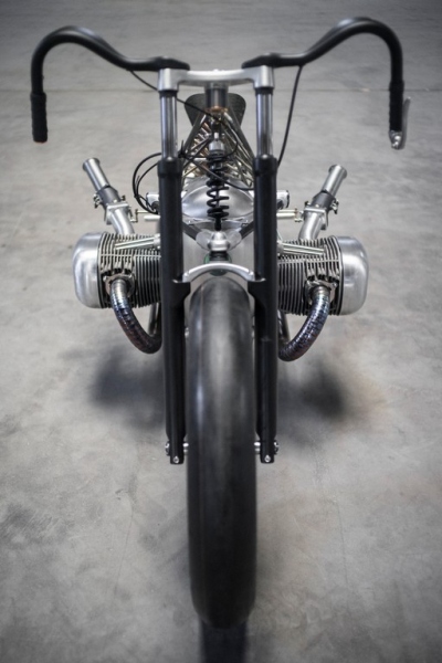 Revival Birdcage od Revival Cycles s novým motorem BMW - 5 - 1 Revival Cycles Birdcage  (33)