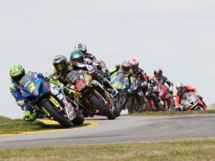 MotoAmerica - Road Atlanta: Toni Elias vyhrál úvodní závod sezóny