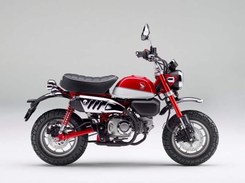 Honda Monkey 125 2018: retro s moderními prvky - 5 - 1 Honda Monkey 2018 (9)