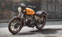 1 Royal Enfield Thunderbird X (1)