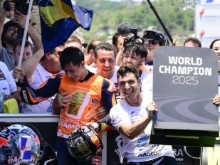 Moto3 Lombok: Červené vlajky – Rueda na KTM mistrem světa