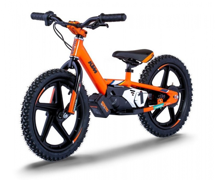 KTM Factory Replica STACYC 12eDRIVE a 16eDRIVE: elektrické odrážedlo - 3 - 1 STACYC KTM Factory Replica 16eDRIVE (5)