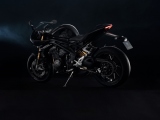 1 Speed Triple 1200 RR Bond Edition (10)