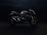 1 Speed Triple 1200 RR Bond Edition (9)