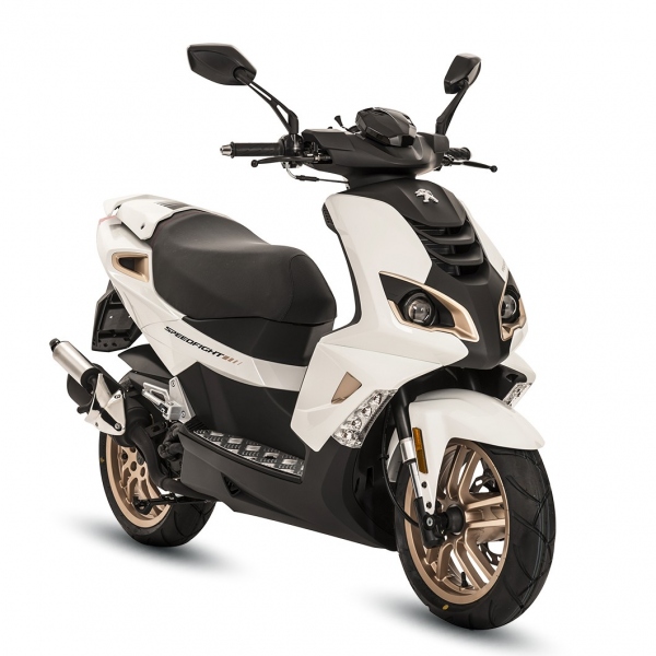 Peugeot Speedfight 4: Pure a Total Sport - 1 - Speedfighter 4 Peugeot