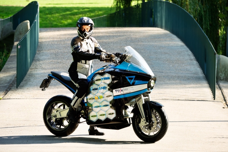 Storm Pulse: elektrobike s dojezdem 380 km - 14 - 1 Storm Pulse elektrobike16