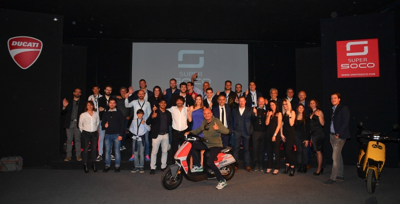 Super Soco CUx: speciální edice elektrického skútru Ducati - 6 - 1 Super Soco CUX Ducati elektro skutr (1)
