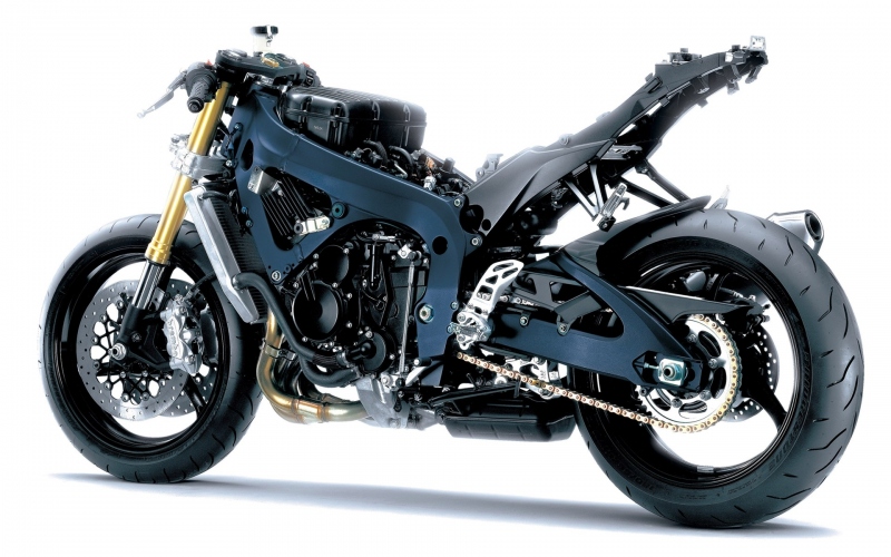 Test Suzuki GSX-R 750: prostě výjimečná   - 17 - gsxr750