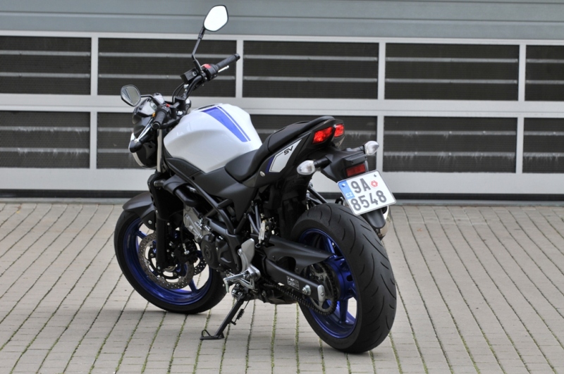 Test Suzuki SV 650 ABS 2016: Sporty V-Twin - 2 - 2 Suzuki SV650 2016 test17