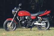 1 Suzuki gsx 750