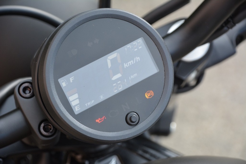 Test Honda CMX500 Rebel: malý cruiser - 4 - 1 Test Honda Rebel (14)