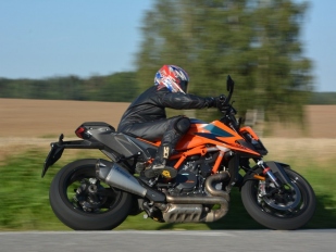 Test KTM 1290 Super Duke R: Troufneš si na mne?