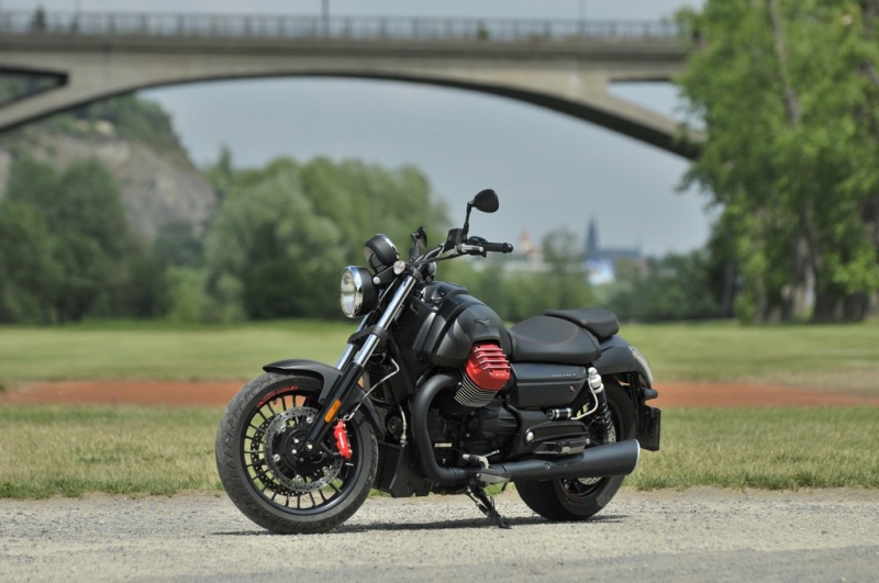 Test Moto Guzzi California Audace Carbon: italská stylovka - 13 - 1 Test Moto Guzzi Audace Carbon (6)