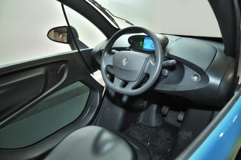 Test Renault Twizy Urban 80: generátor dobré nálady - 24 - 1 Test Renault Twizy Urban 80 (27)