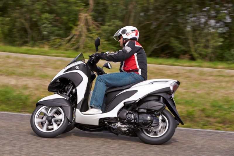 Test Yamaha Tricity: dostupná tříkolka pro všechny - 11 - 1 Test Yamaha Tricity12