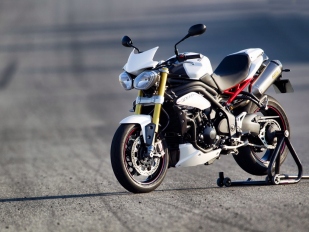 Triumph Speed Triple 2015