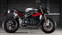 2 Triumph 2016 Speed Triple12