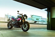 1 Triumph 2016 Speed Triple2