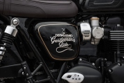 1 Triumph Bonneville T120 Black DGR Limited (4)