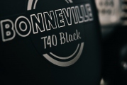 1 Triumph Bonneville T40 Black 2027 (7)